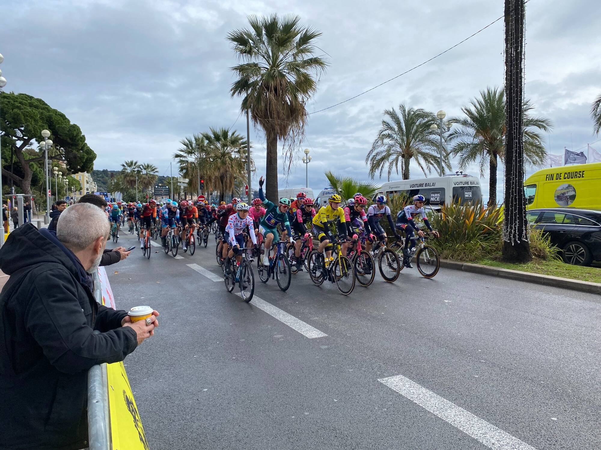 La 7e étape de Paris-Nice s'est élancée à Nice: Champoussin et Martinez, les régionaux, sont attendus