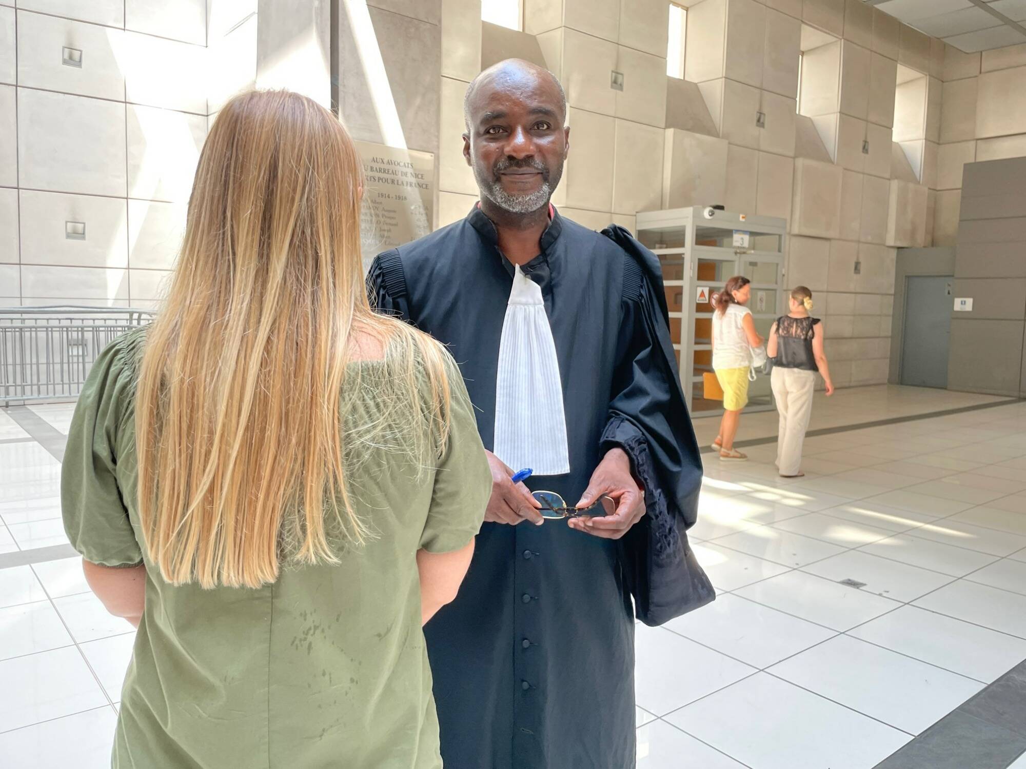 Agression sexuelle d'une réfugiée ukrainienne à Menton: le suspect en prison, la victime appelle ses compatriotes à être "prudentes"