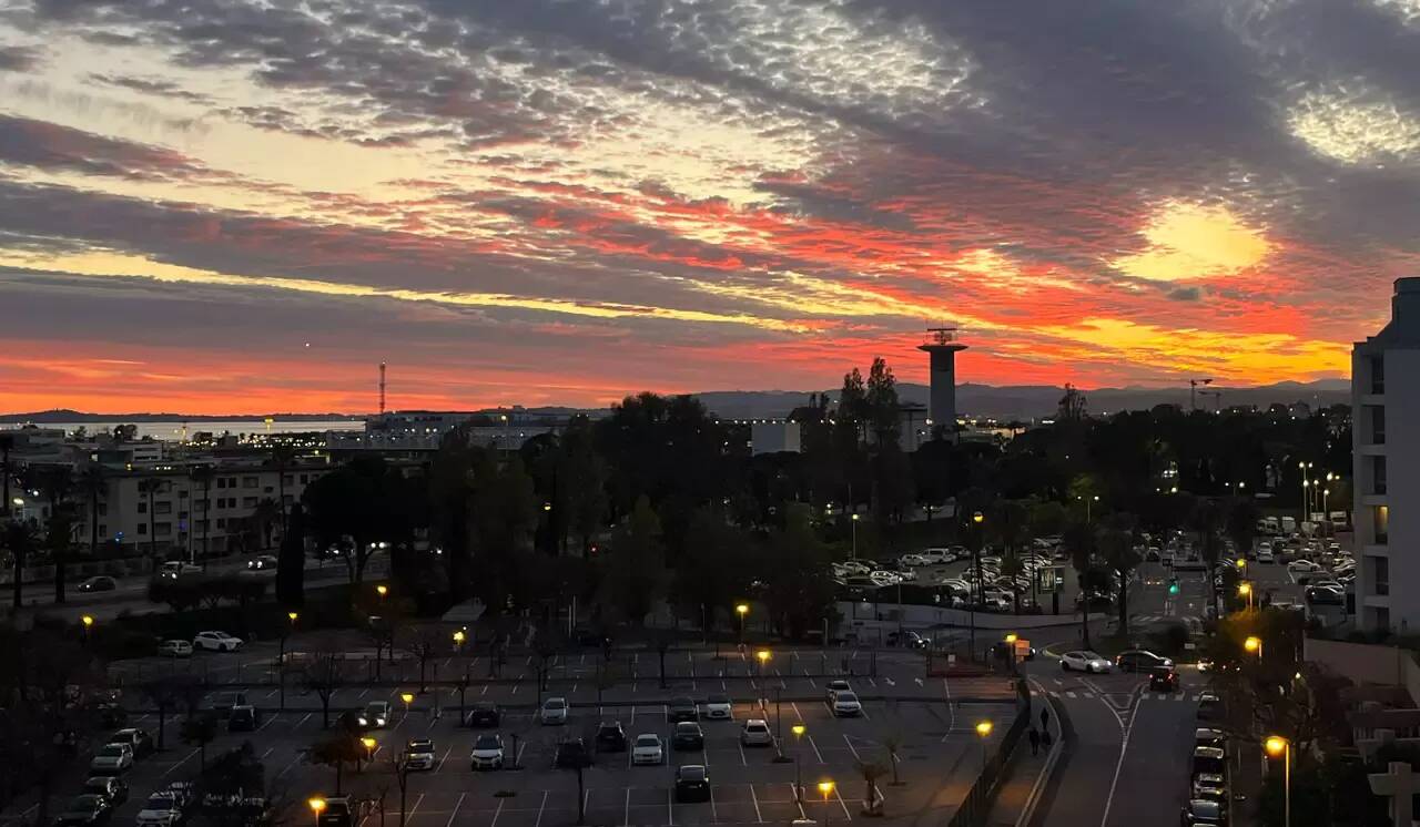 Soleil et nuages au programme de la météo sur la Côte d'Azur ce vendredi, la barre des 30°C dépassée localement