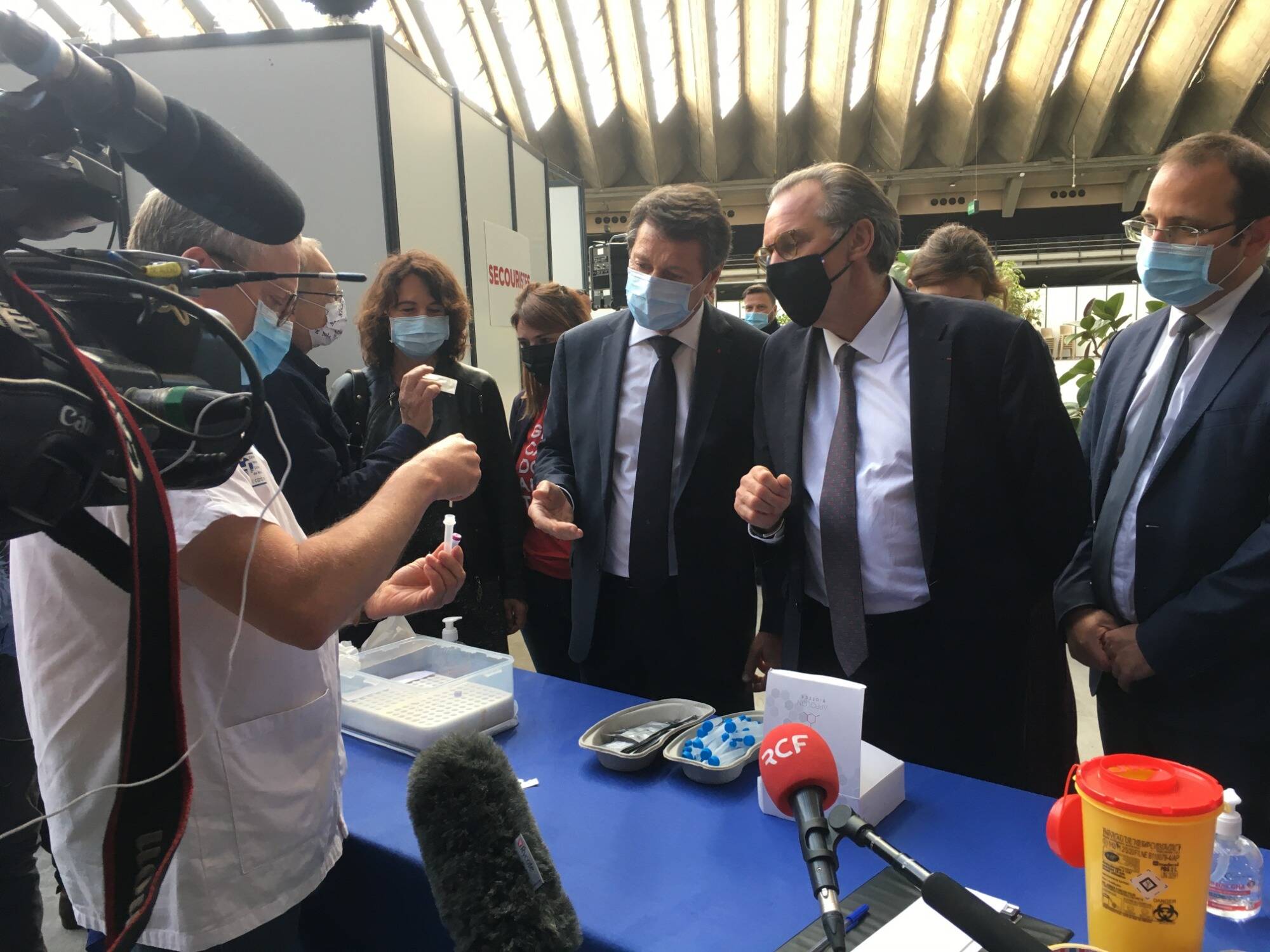 "Ce n'est pas le sujet du jour", Renaud Muselier et Christian Estrosi en "non-campagne" à Nice