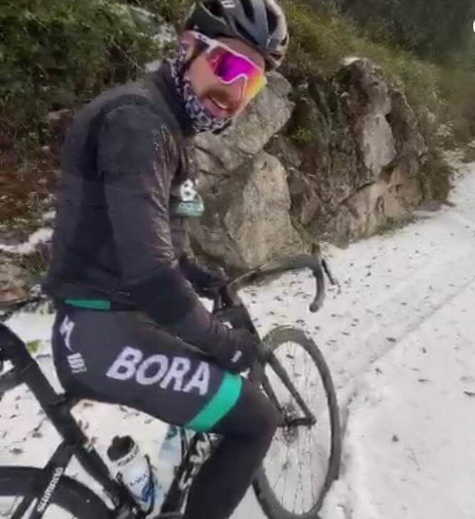 VIDEO. Peter Sagan surpris par la neige à Monaco lors d'une sortie d'entraînement