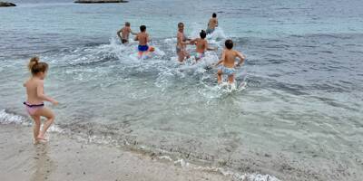 Bain du jour de l'an à Antibes: ils n'ont pas pu résister au grand saut