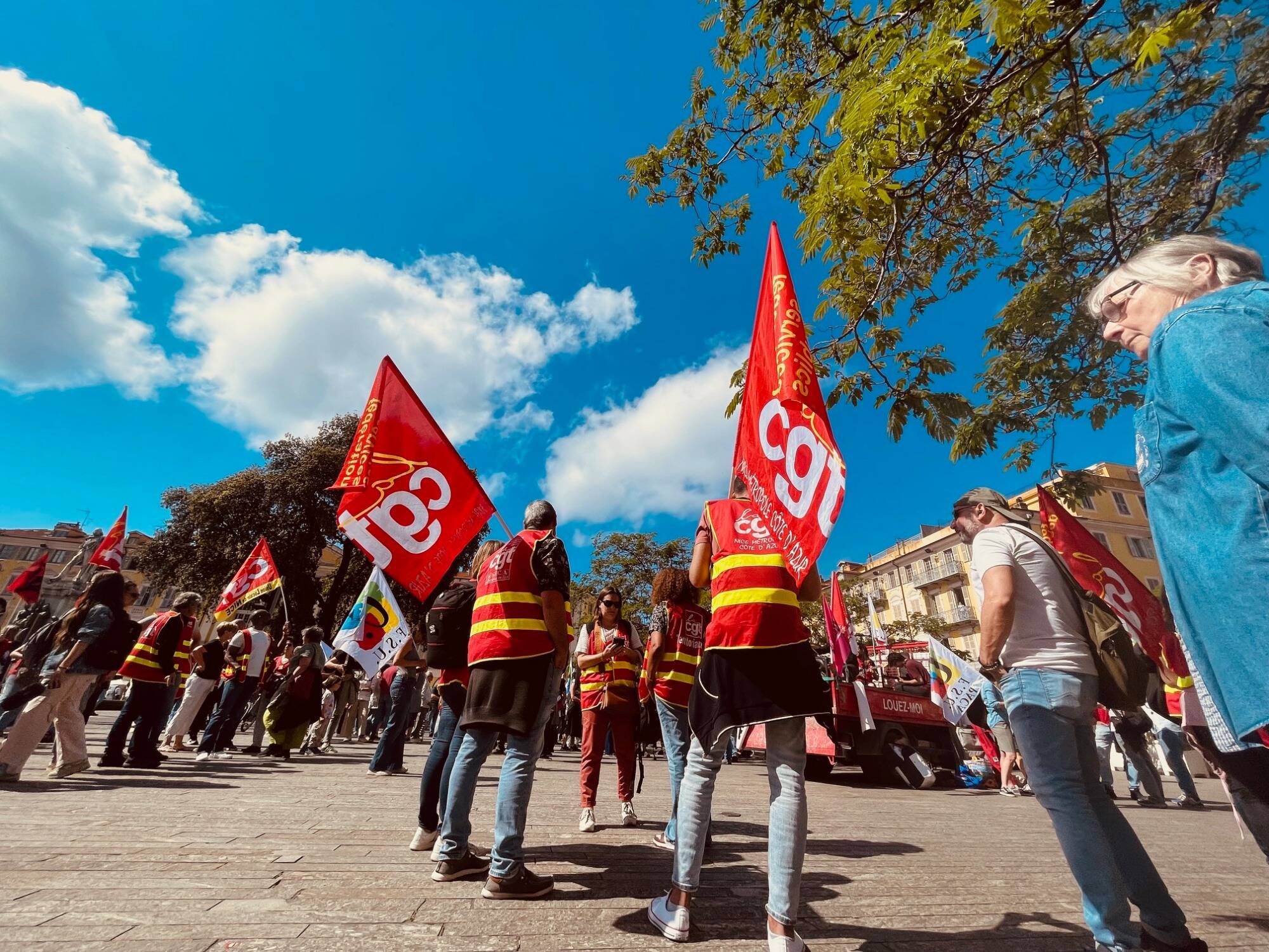 "Défendre le service public c'est défendre l'intérêt de la population": les fonctionnaires débrayent ce mardi à Nice