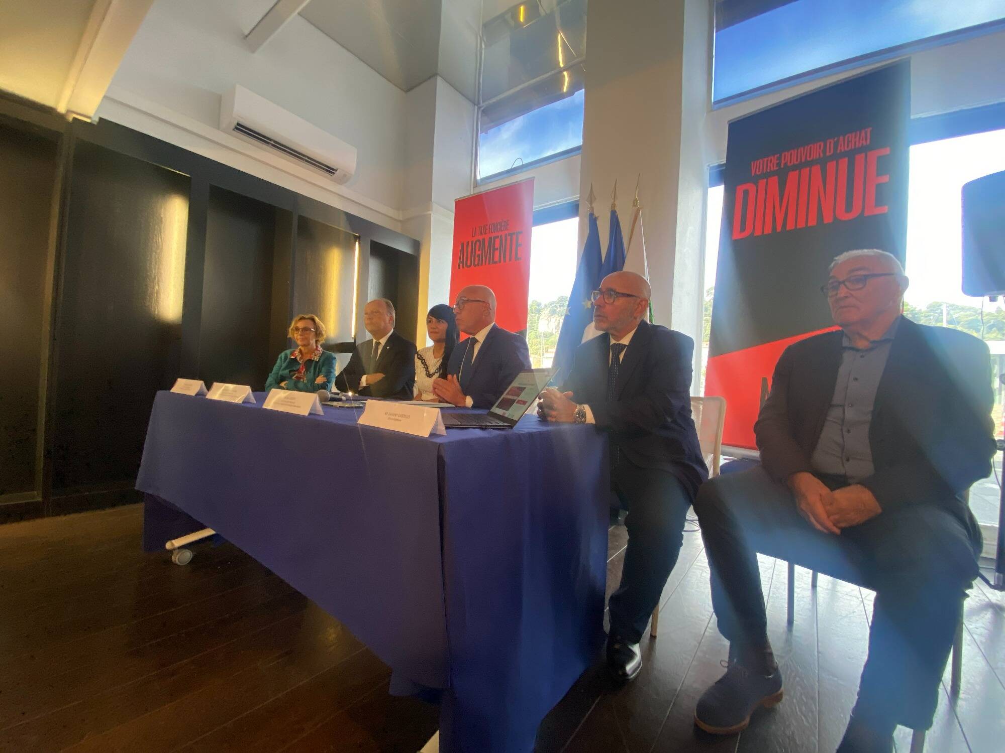 Eric Ciotti lance une pétition contre la hausse de la taxe foncière à Nice pour se poser en "opposant puissant" au maire