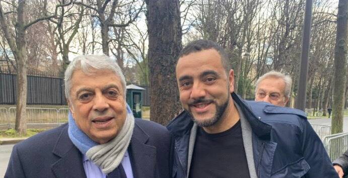 "Viens, je vais tirer au 9 mm": après une photo avec Enrico Macias, un élu du Cantal est menacé de mort