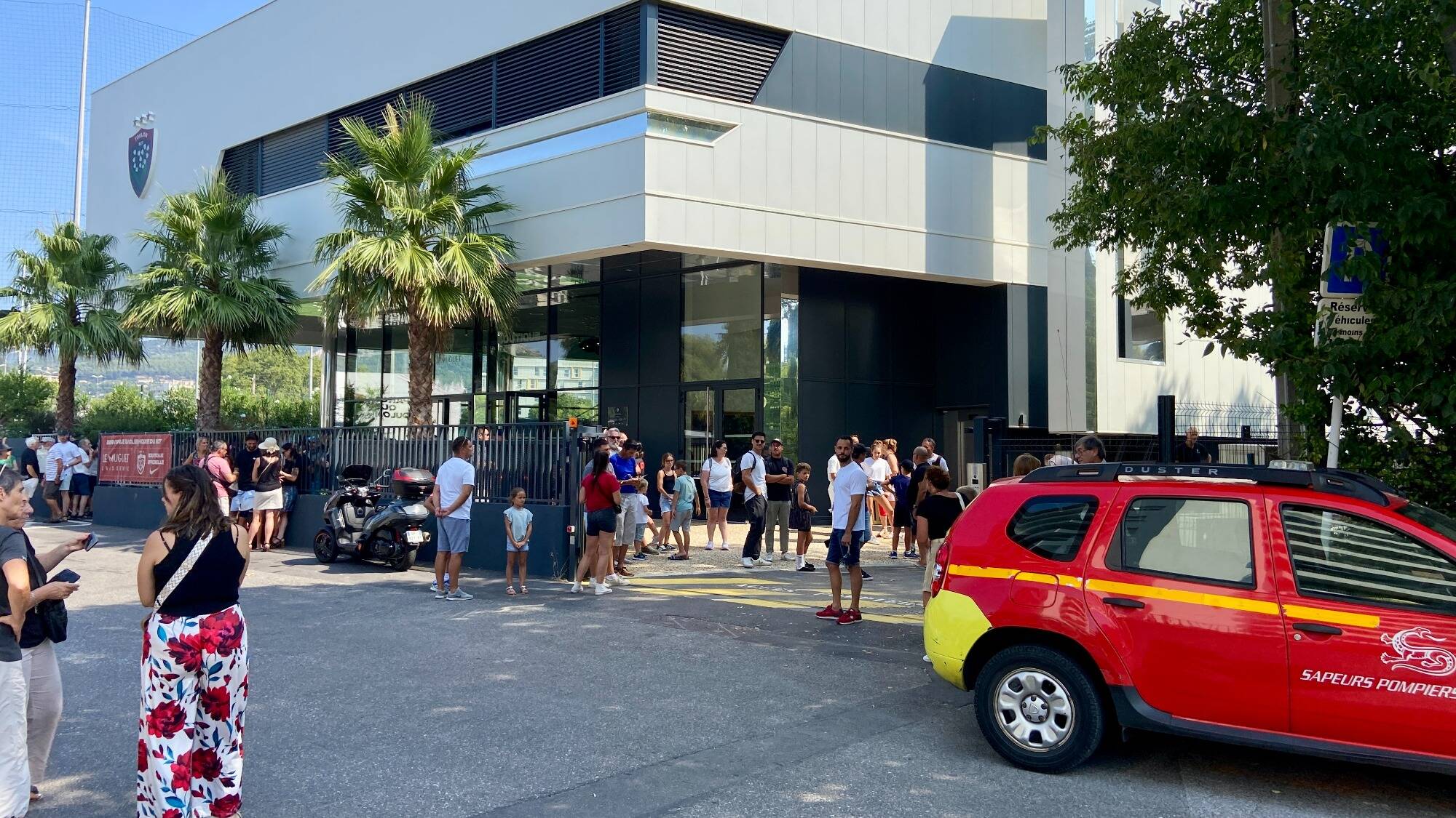 Une partie du Campus RCT évacuée ce mardi, les sapeurs-pompiers sur place