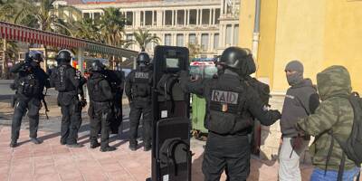 Importante opération de police dans le Vieux-Nice, un forcené retranché chez lui