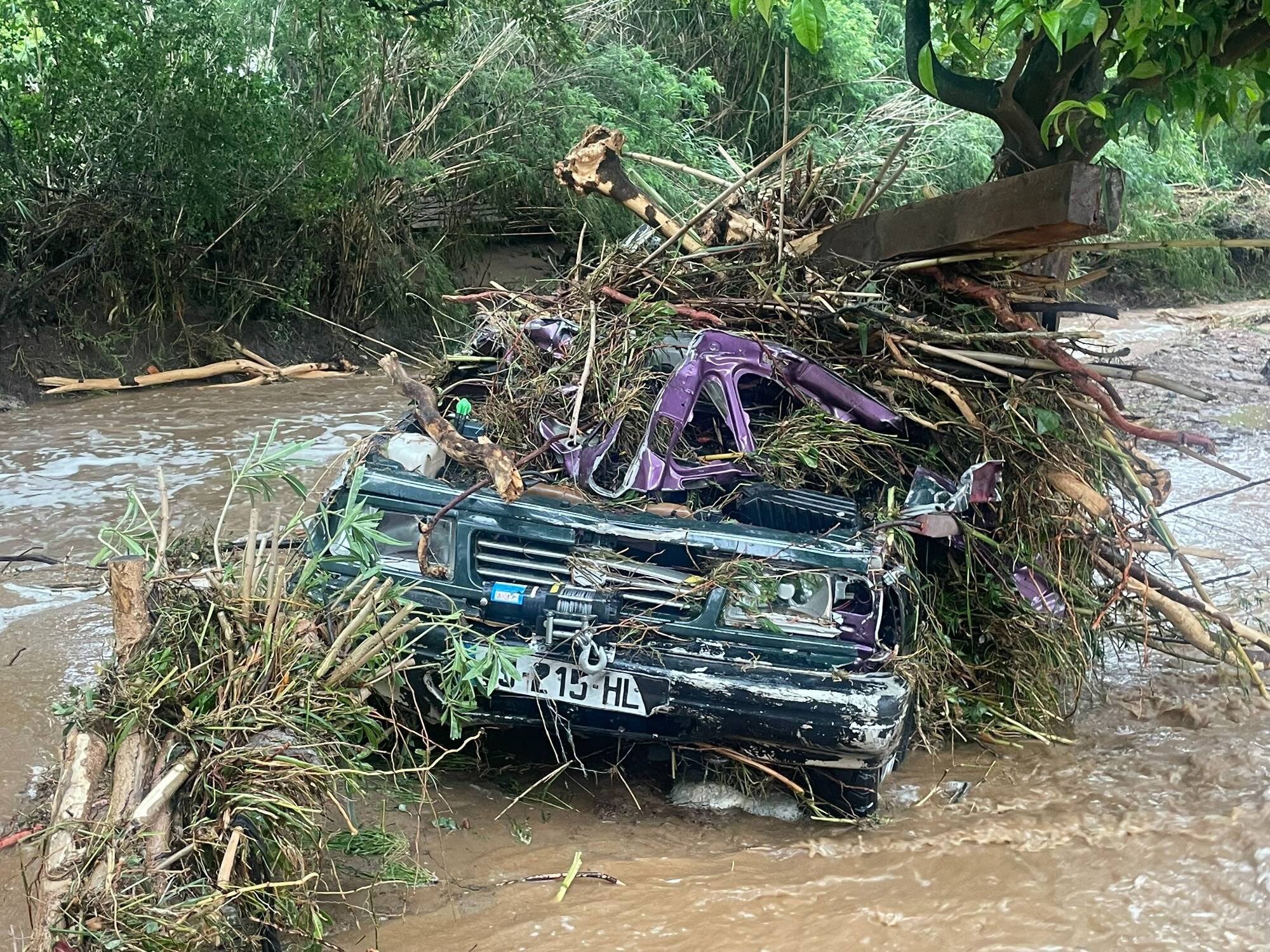 Deux morts au Lavandou, un à Vidauban, des centaines de foyers privés d'électricité... Le point sur la situation après les terribles orages qui s'abattent sur le Var