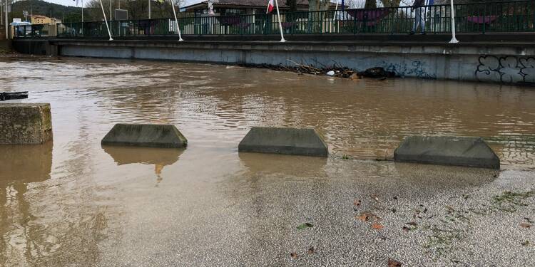 160mm de pluie à Belgentier, automobilistes pris au piège, habitations menacées... Le bilan des intempéries dans le Var ce dimanche matin