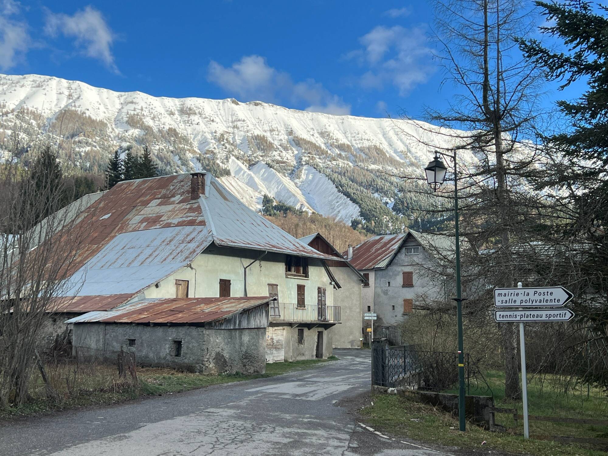 Disparition du petit Emile: 17 personnes convoquées pour la reconstitution jeudi au Haut-Vernet