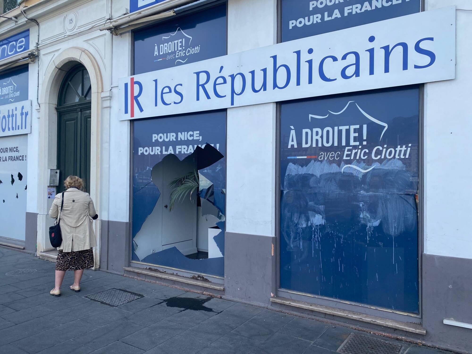 Caillassage, réactions, appel à manifester... on fait le point sur le caillassage de la permanence d'Eric Ciotti à Nice
