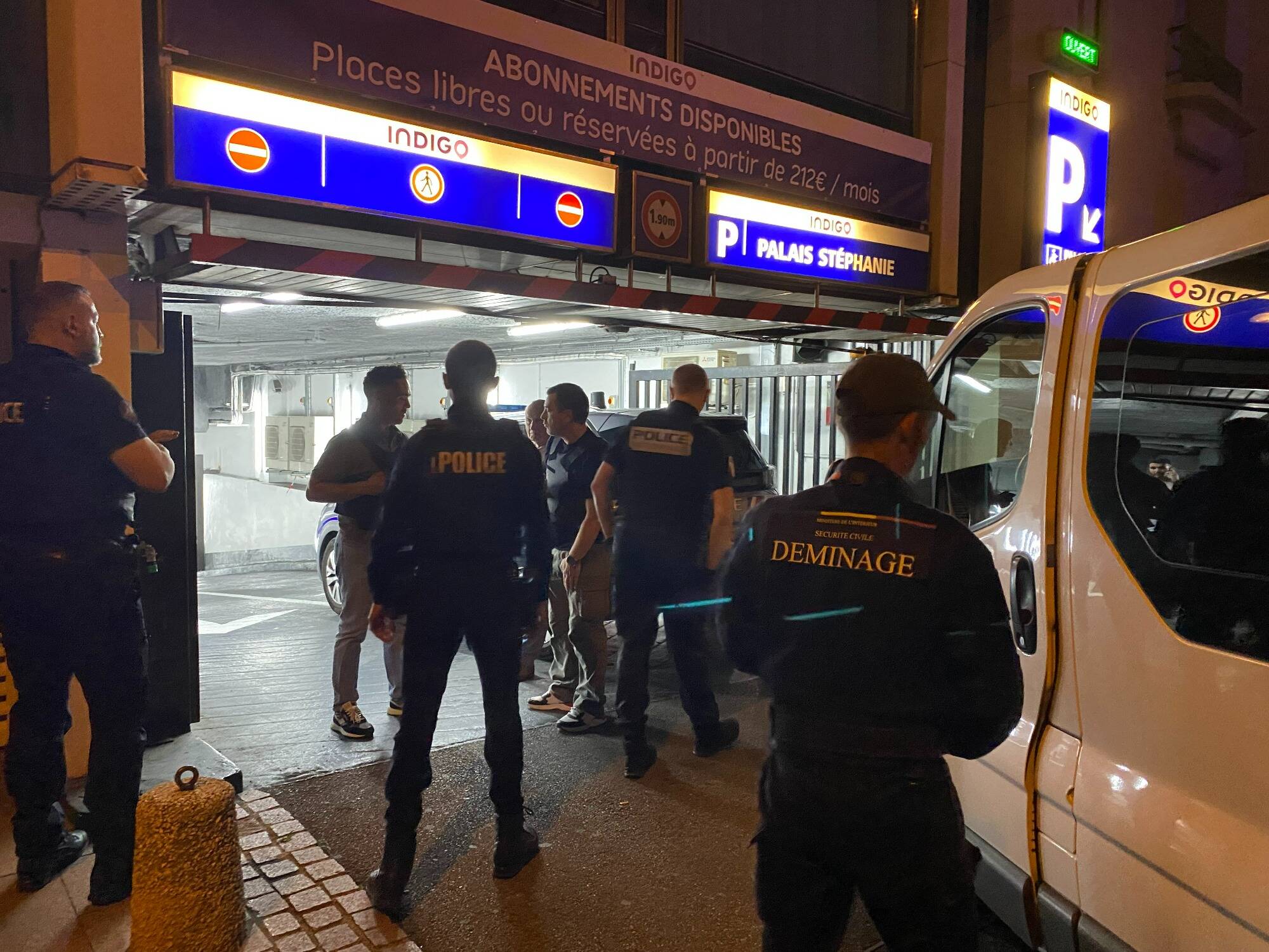 Une voiture suspecte dans un parking de la Croisette met les forces de l'ordre en alerte à Cannes