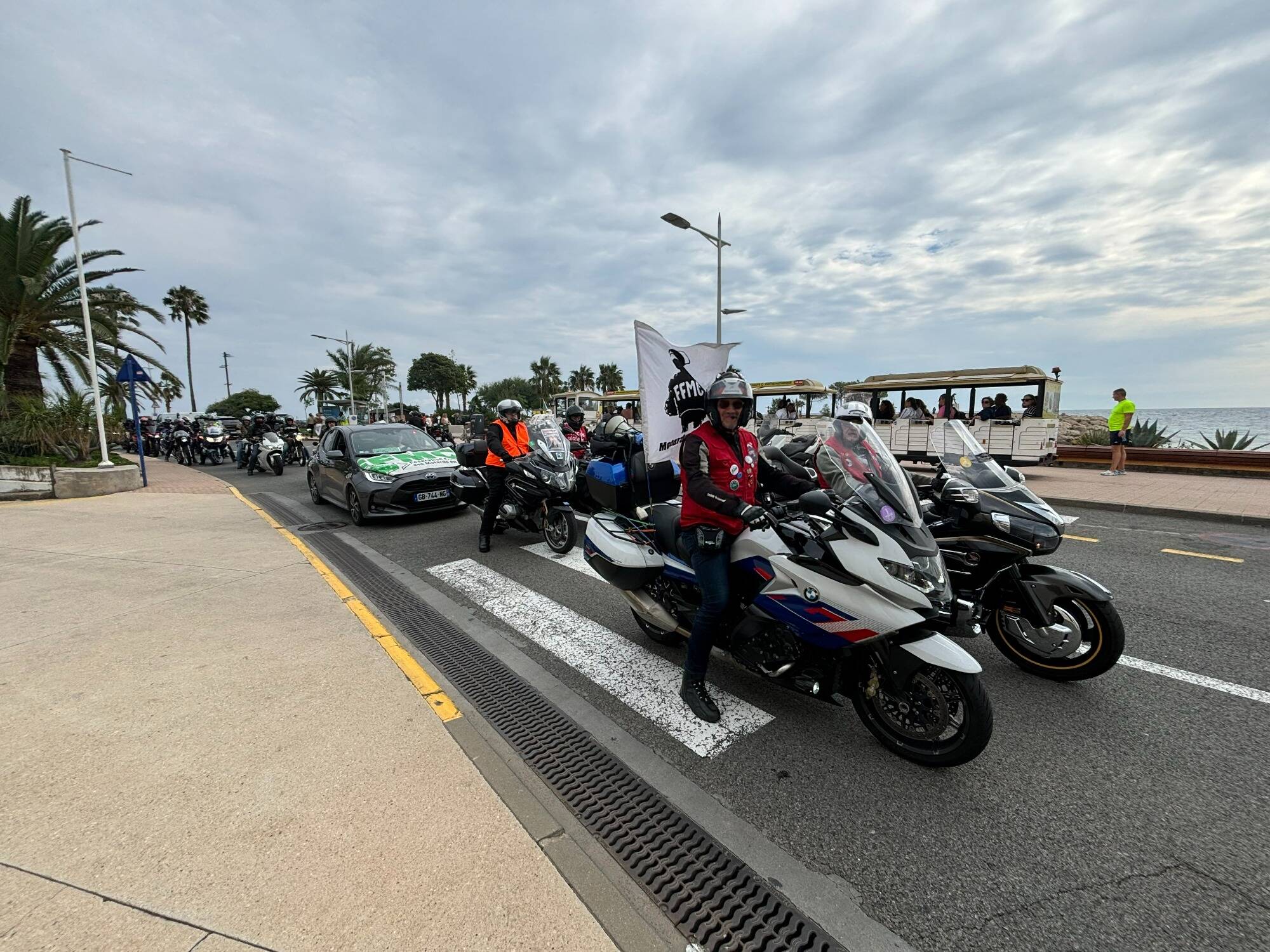 Opération escargot de 80 motos entre Menton et Nice pour manifester contre le contrôle technique, des perturbations à prévoir
