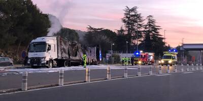 Un semi-remorque prend feu près du péage de Brignoles dans le Var