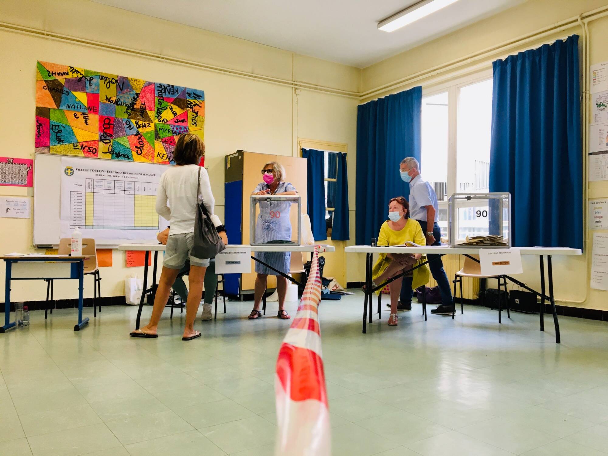 Election régionales: l'abstention record se confirme au second tour, léger rebond en Paca