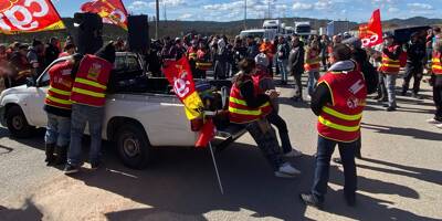 L'activité bloquée par 250 manifestants à la plateforme industrielle des colis des Bréguières aux Arcs-sur-Argens