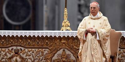Réputé au Vatican pour sa discrétion et son expertise, doyen d'ancienneté... qui est Dominique Mamberti, le cardinal français qui annoncera le nouveau pape?