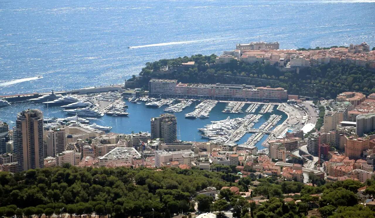 "Vous êtes des marins, pas des pirates!" : deux mois de prison ferme requis en appel contre deux personnels de yacht