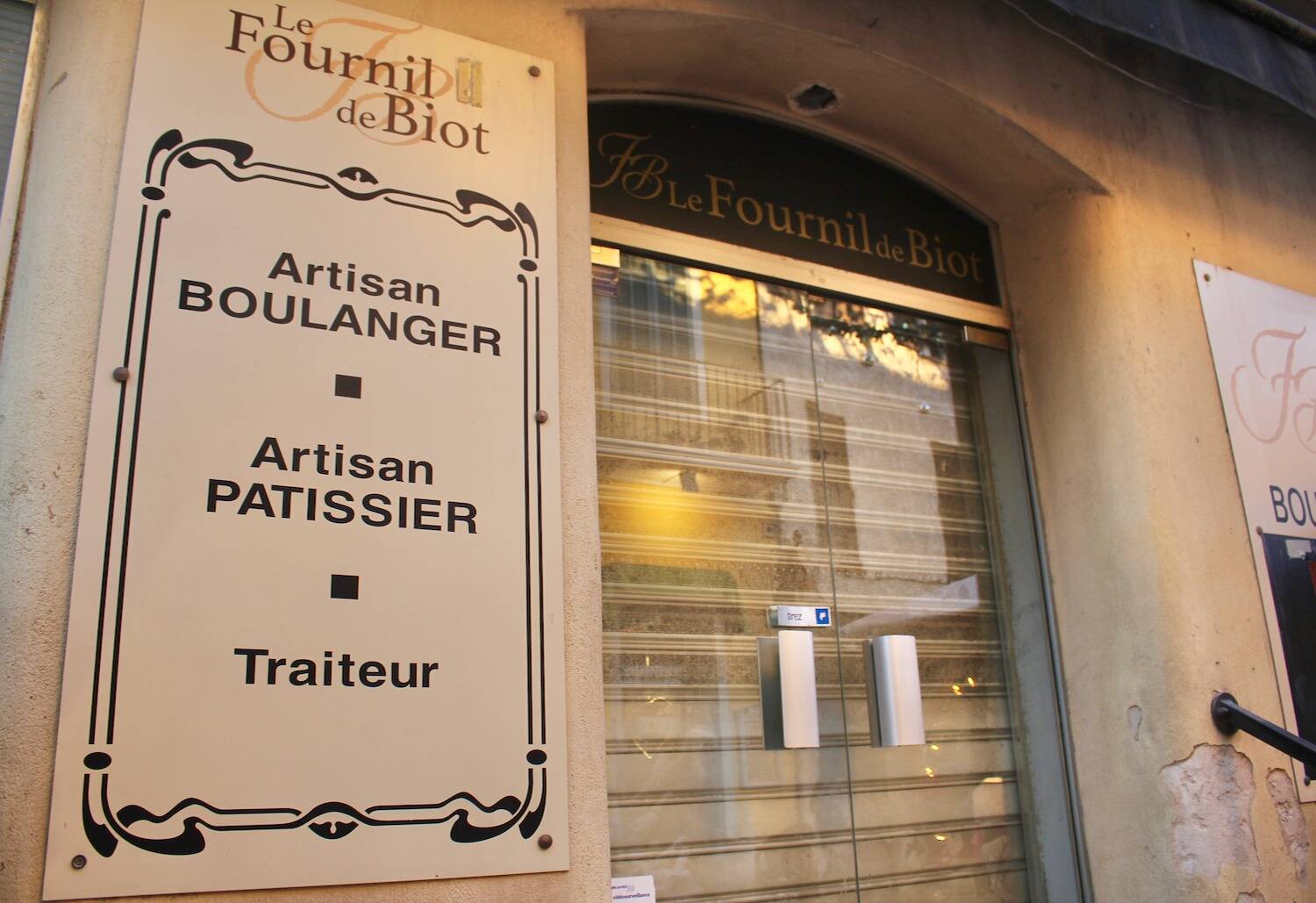 "C'est une catastrophe": ce village de la Côte d'Azur n'a plus d'artisan boulanger depuis novembre