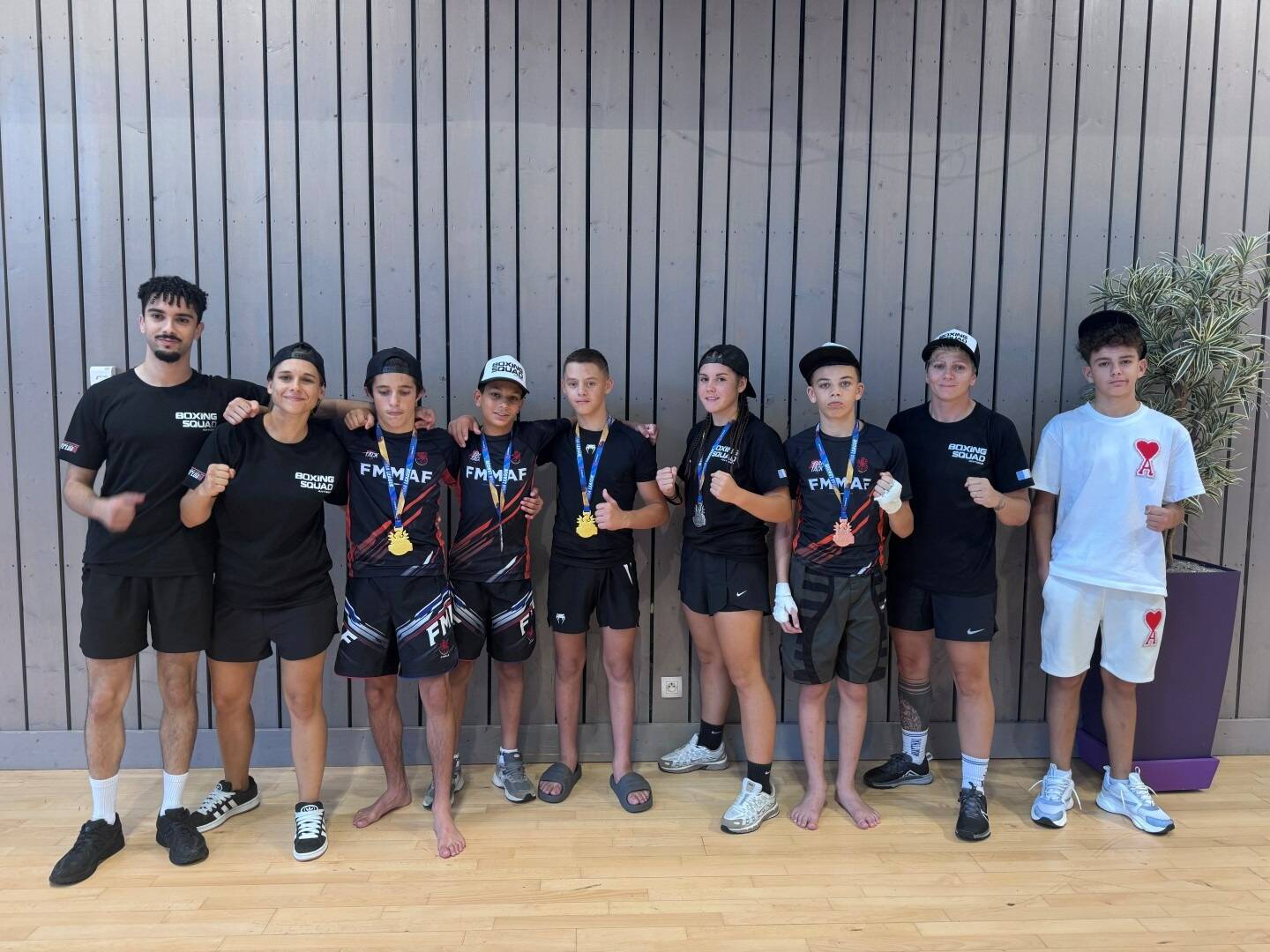 Moisson de médailles pour le Boxing Squad Antibes aux championnats de France jeunes de MMA