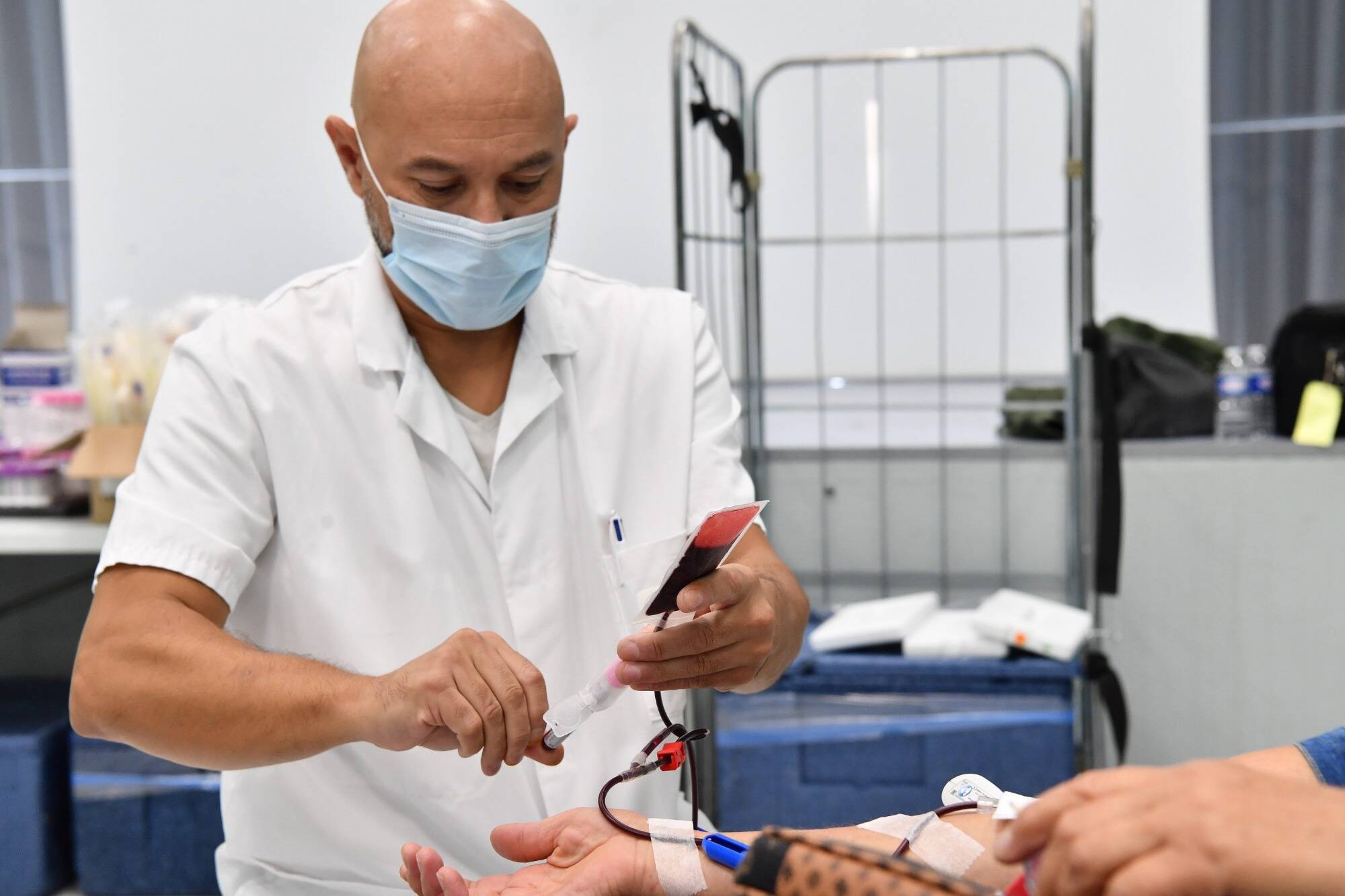 Les réserves de sang sont insuffisantes, les autorités sanitaires recommandent des mesures pour limiter les transfusions