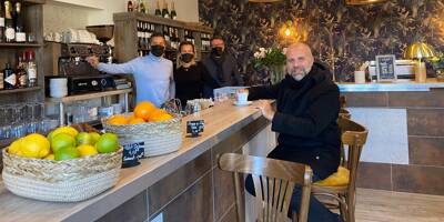 Le premier café du village a ouvert ses portes à La Môle