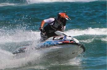 Les sports nautiques font-ils trop de bruit à Antibes? Débat animé au conseil municipal d'Antibes