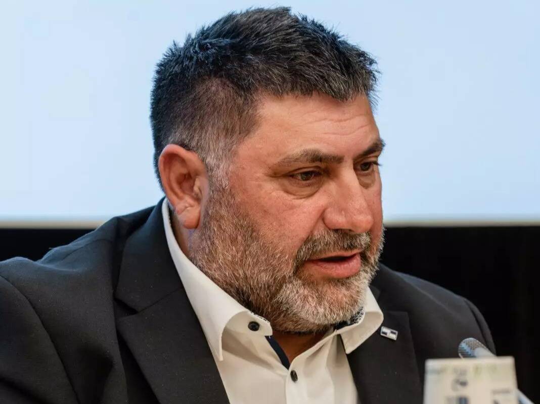 Permis de conduire à 17 ans: "Le système va exploser si on ne fait rien", alerte le président du pôle éducation et sécurité routières de Mobilians