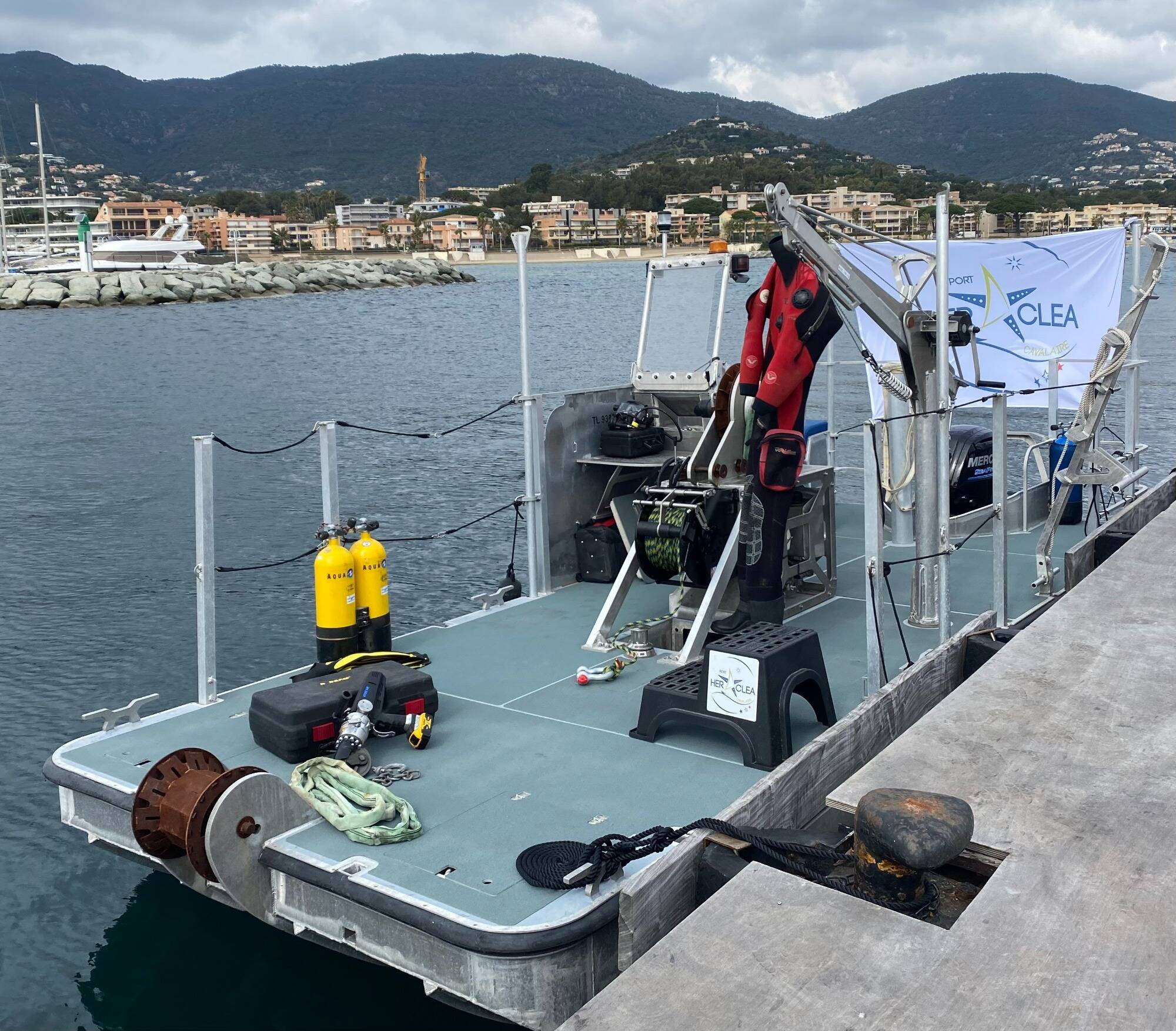 Un nouveau navire made in France pour le port de Cavalaire