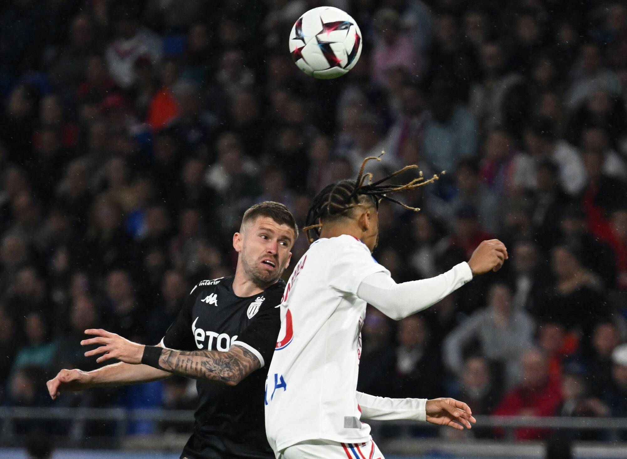 Caio a pris l'eau... Les notes de l'AS Monaco après la défaite à Lyon (3-1)