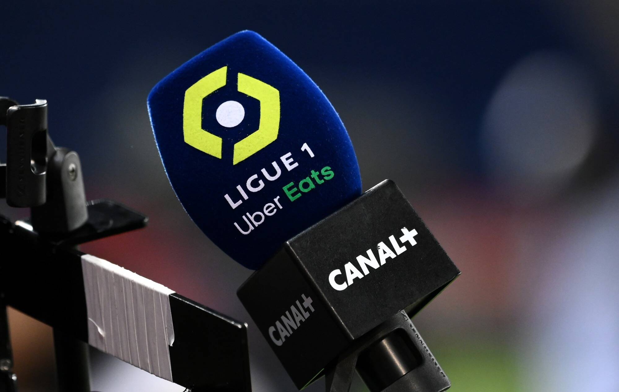 Canal+ Récupère Les Droits TV De Ligue 1 Jusqu'à La Fin De Saison ...