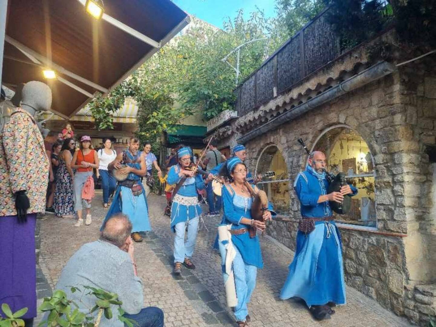 Spectacles, métiers ancestraux, ferme... Les Médiévales sont de retour au village du Castellet