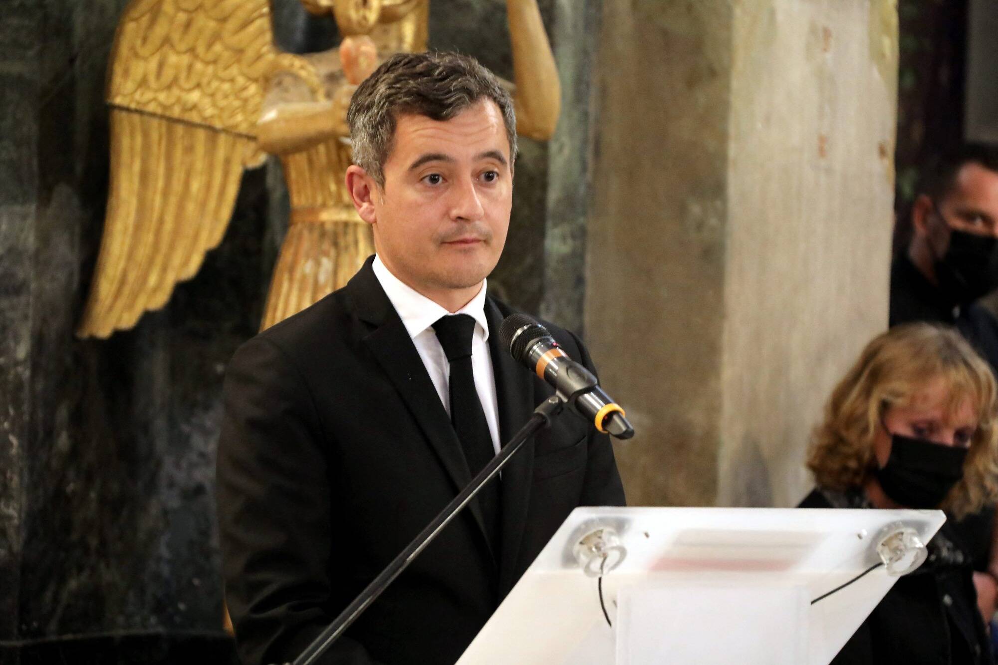 Est-ce vrai que "la France est le pays d'Europe qui exécute le plus d'OQTF", comme l'affirme Gérald Darmanin?