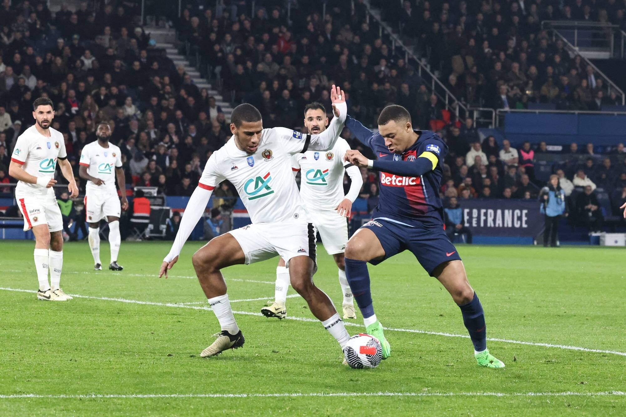 L'OGC Nice inquiète avant le défi face à Lens ce samedi