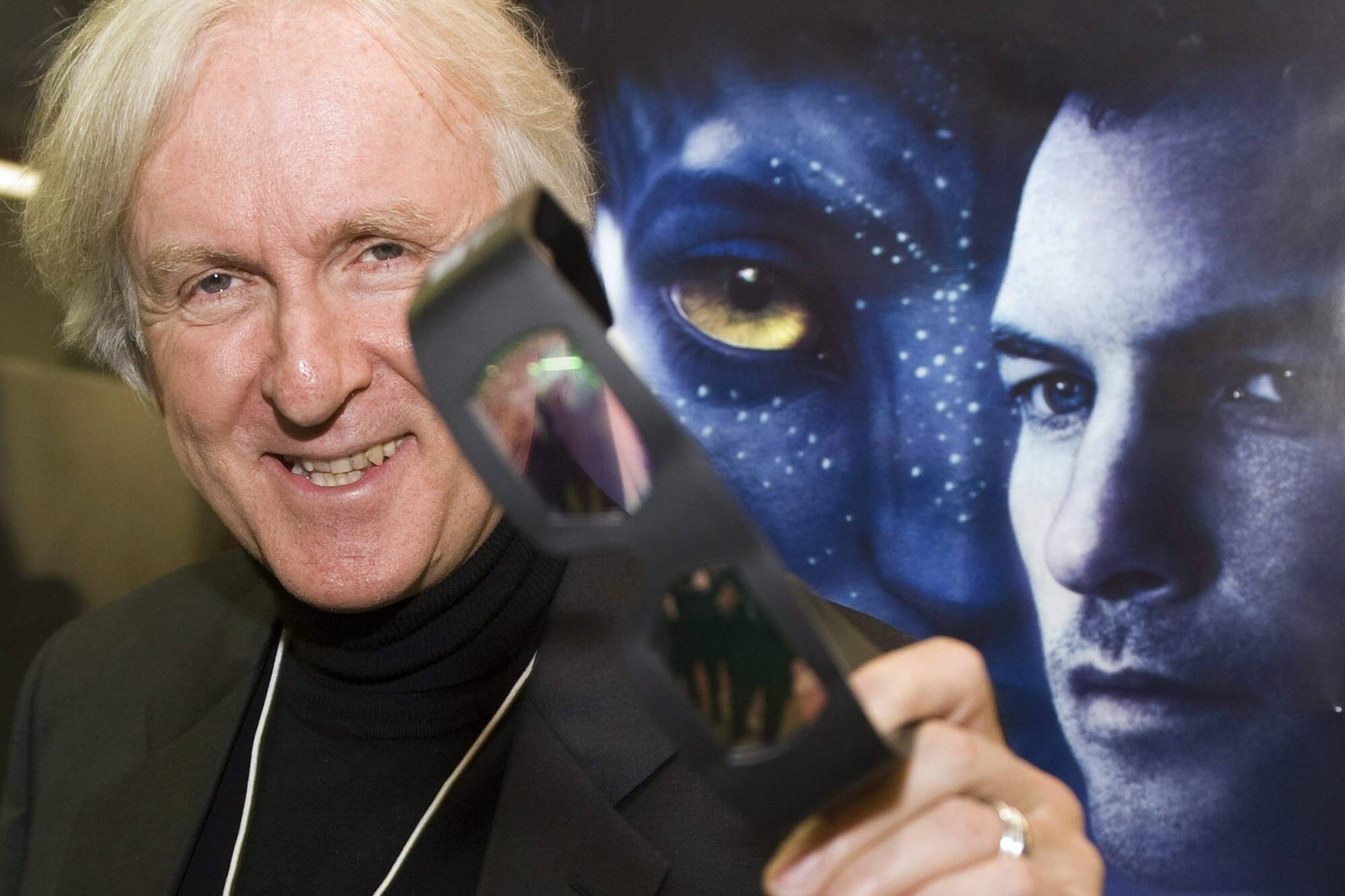 James Cameron reçoit un Prix à Monaco et salue "ceux qui repoussent leurs limites"