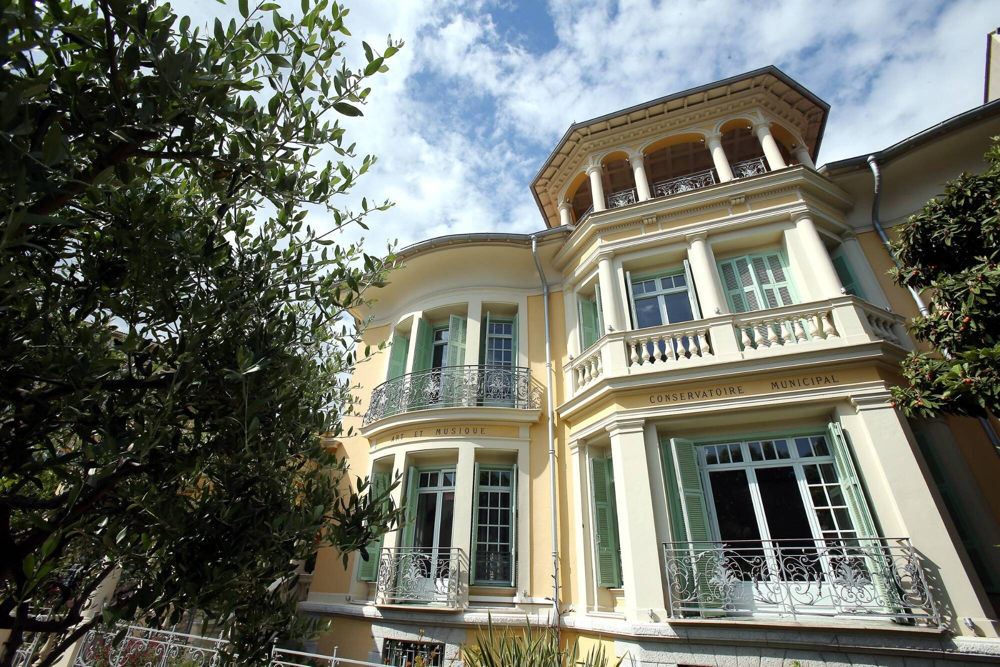 "Le chant est une manière de s'exprimer": comment la musique aide les enfants autistes au Conservatoire de Menton