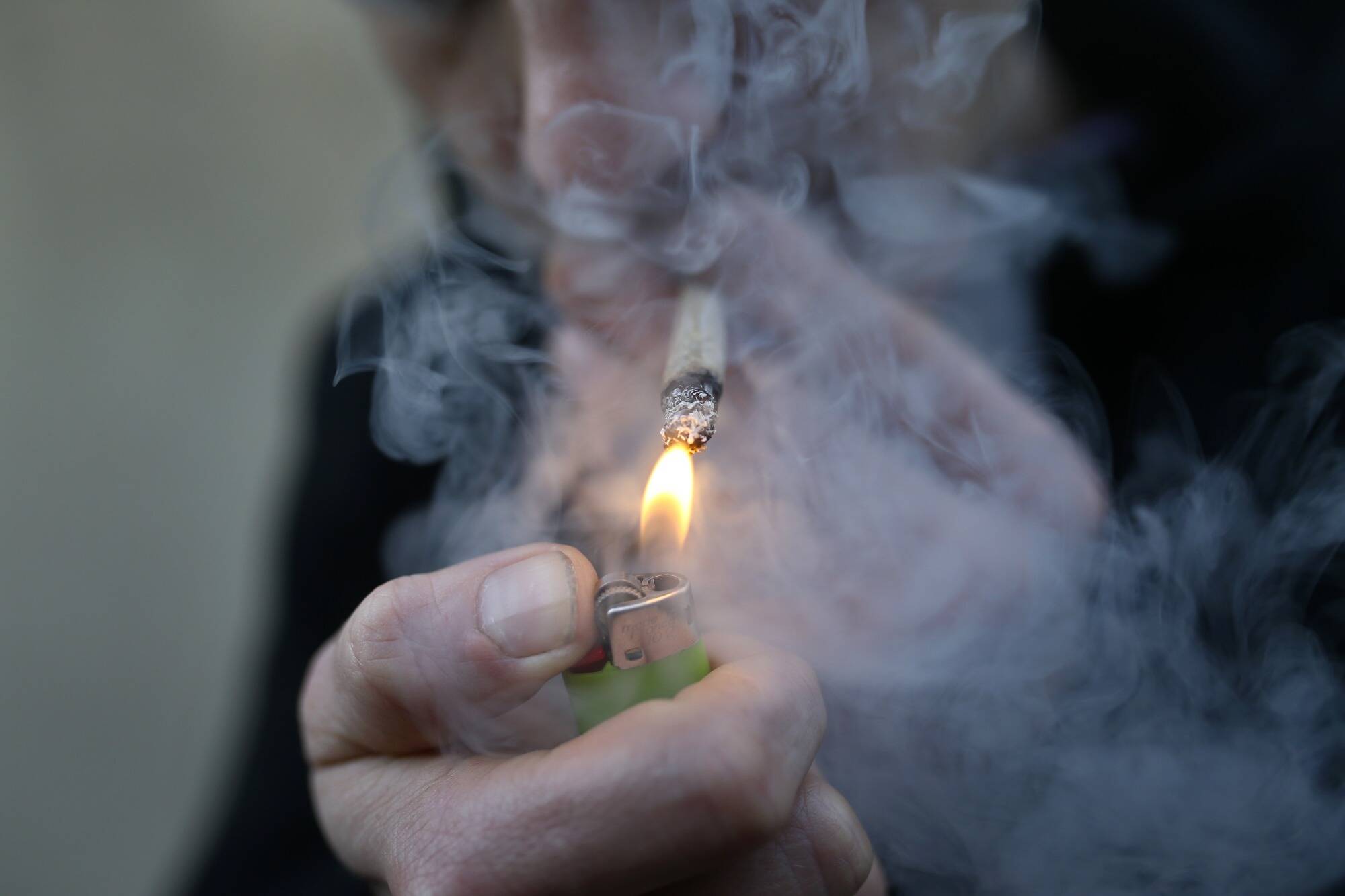 Cannabis de synthèse: une interdiction d'ici à quelques semaines, annonce le ministre de la Santé