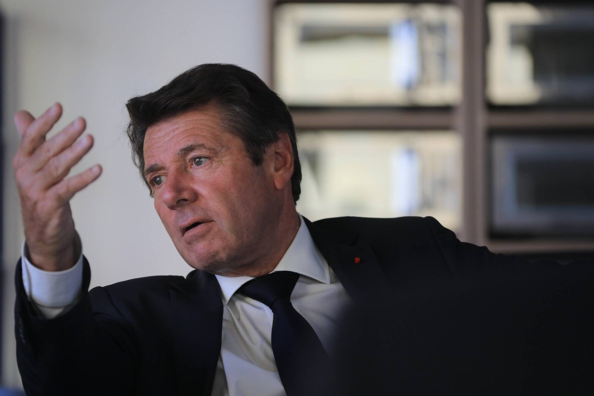 Visite d'Emmanuel Macron à Nice: avec l'hôtel des polices, le président de la République "vient inaugurer un projet unique en France" lance Christian Estrosi