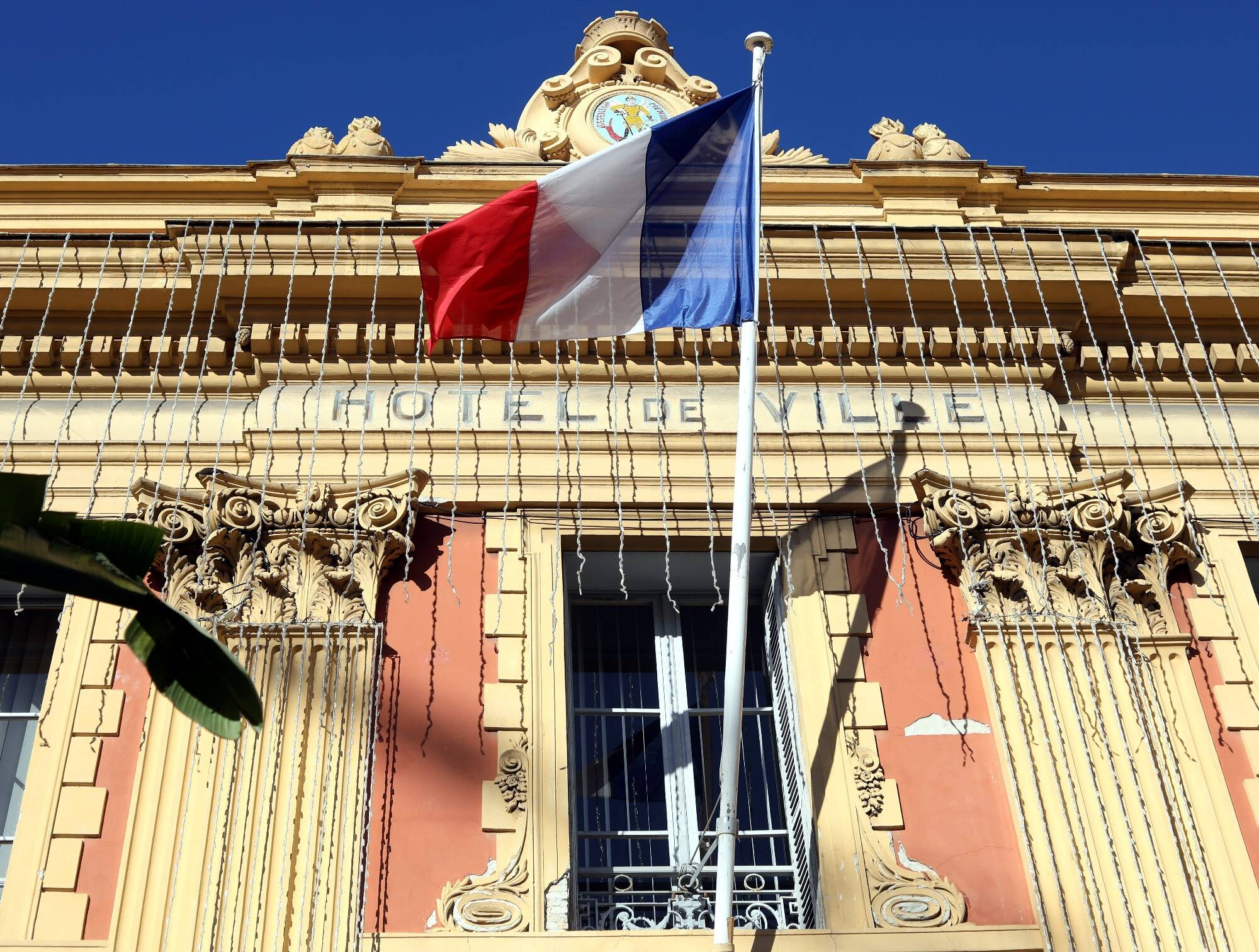 Municipales 2026: les candidats locaux se mobilisent, Masson et Sarkozy alimentent les spéculations