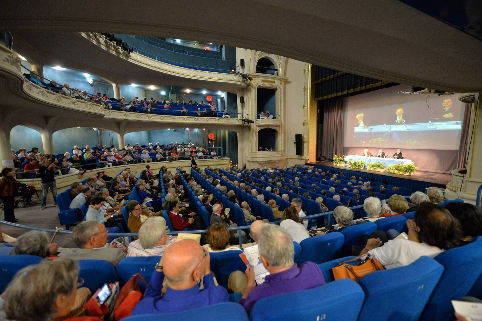 Fake news et théories du complot animeront les débats aux 26e Colloques de Menton