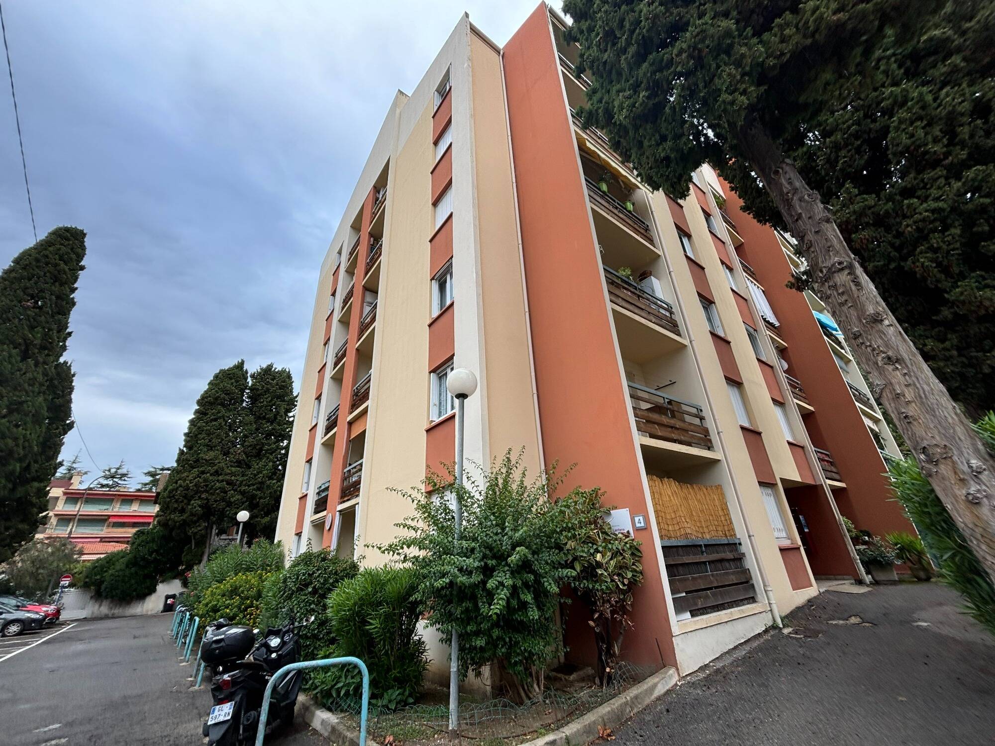 Face au casse-tête de la gestion et de l'entretien des logements sociaux dans la Côte d'Azur, la Carf va-t-elle durcir le ton?