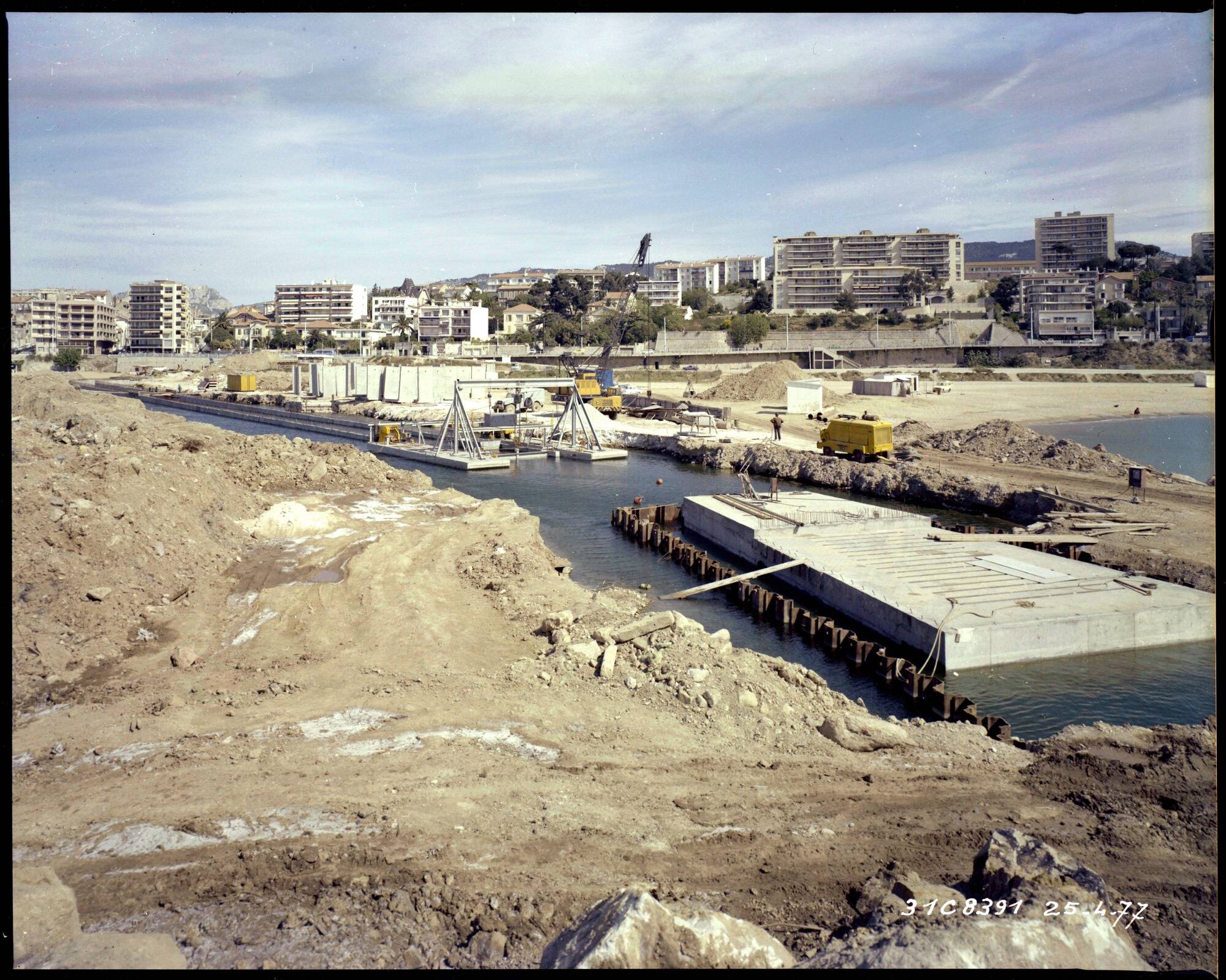 "Il est des batailles épuisantes": on vous raconte l''histoire de la naissance des plages du Mourillon à Toulon