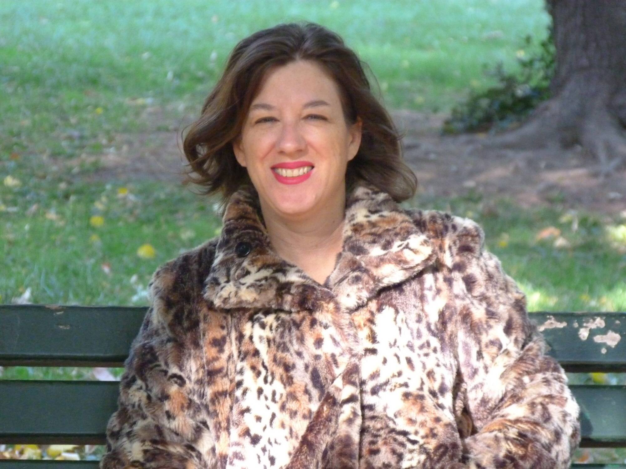 "Les mamans sont sur leur portable alors que l'enfant est au sein", s'inquiète Marie-Alix Le Roy, militante pour l'interdiction des smartphones avant 15 ans