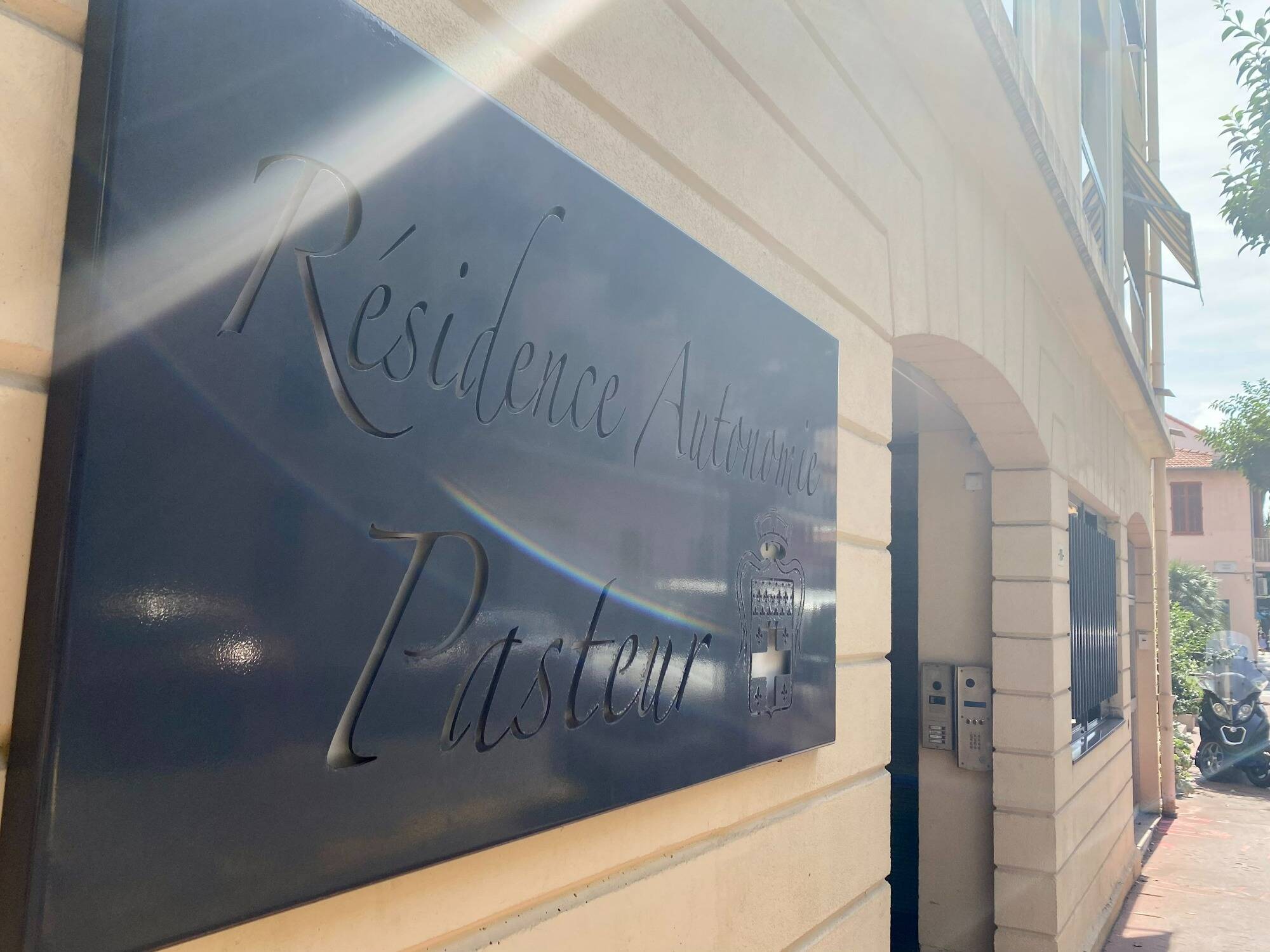 "Le prix de ce qu'elle paie habituellement a doublé": que se passe-t-il avec les factures du CCAS à Antibes?