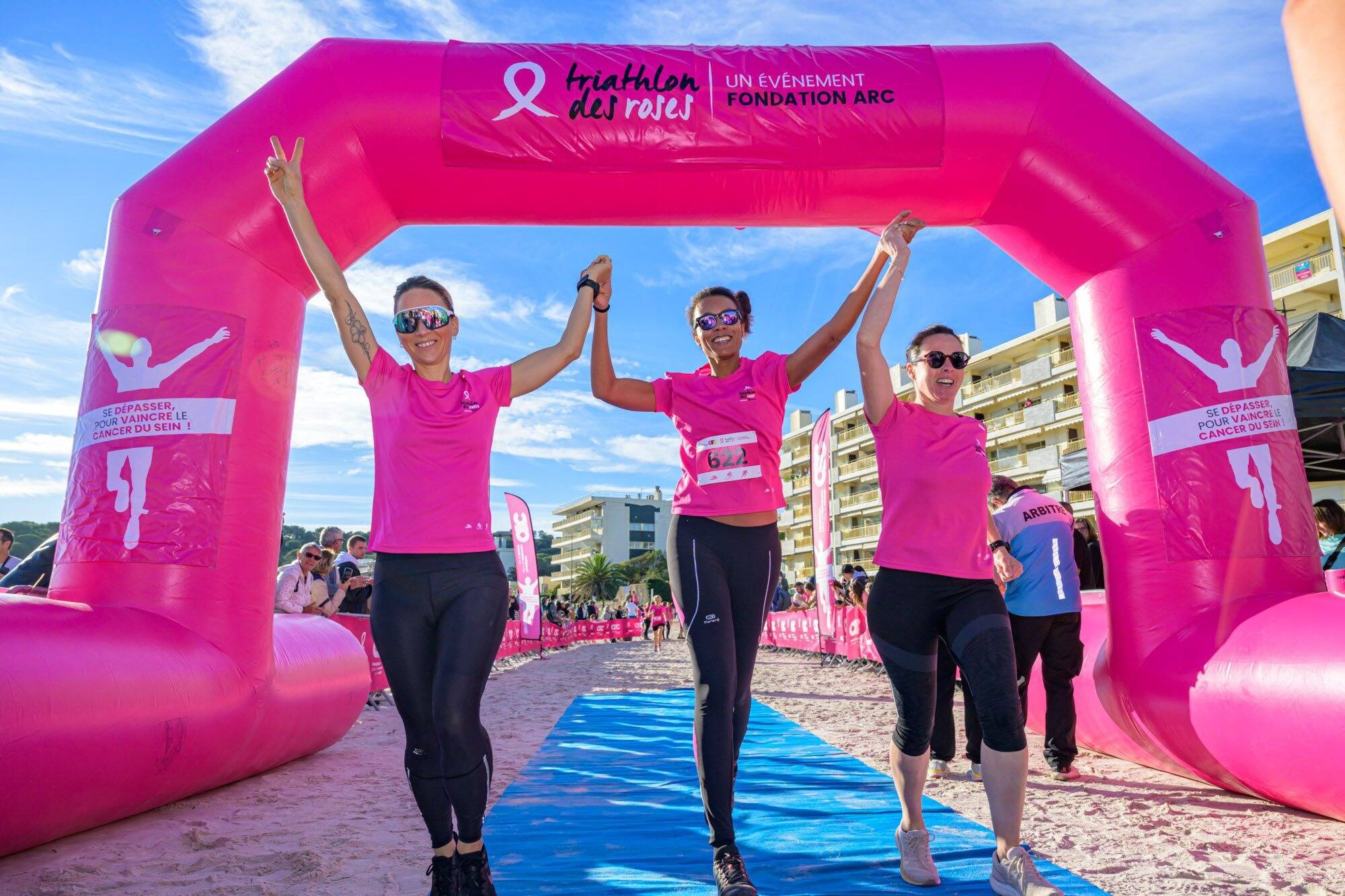 Le Triathlon des Roses d'Antibes a récolté plus de 56.000 euros pour la recherche sur le cancer du sein