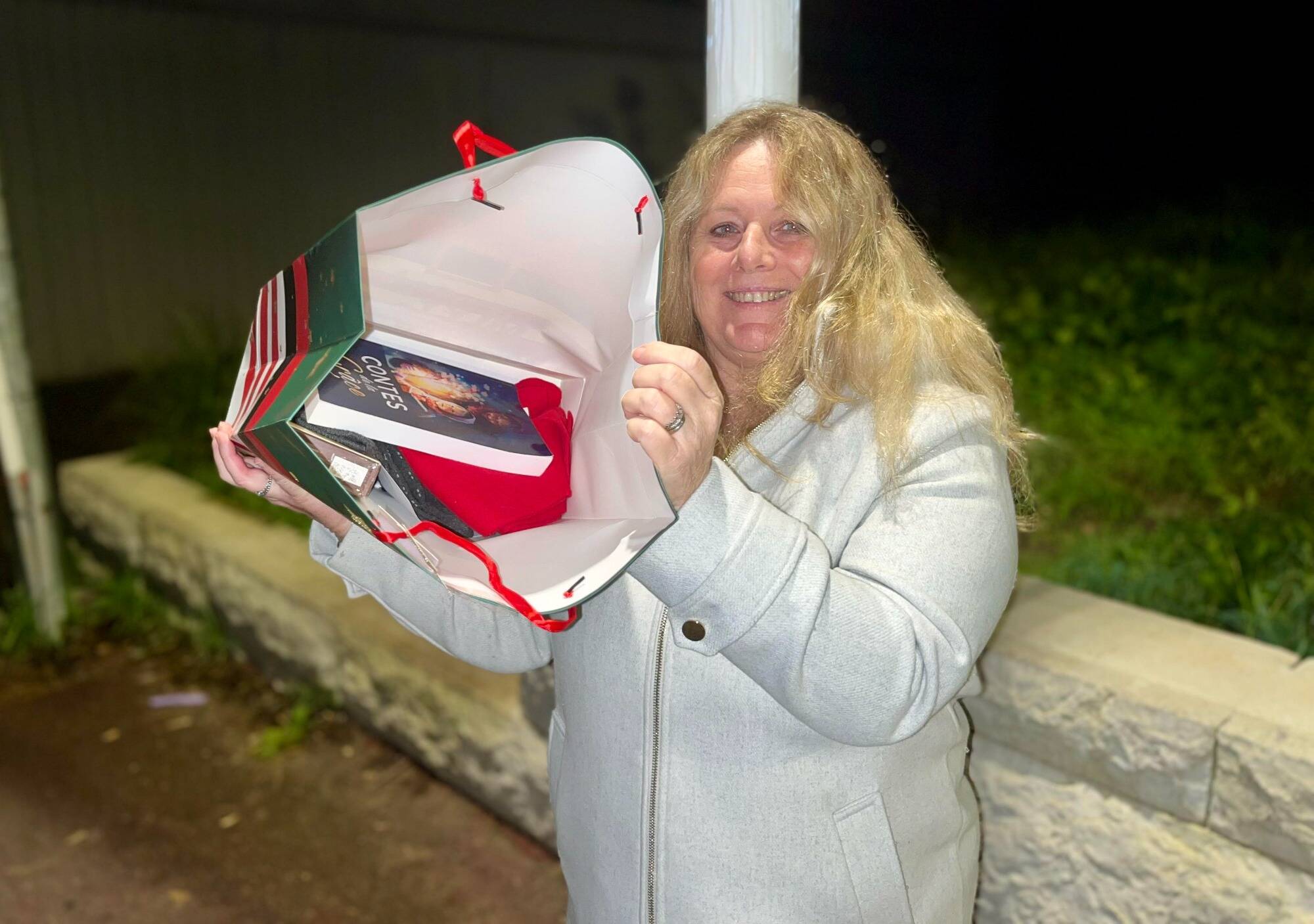 Et si vous garnissiez la hotte du Père Noël pour les sans-abris d'Antibes? Vous avez deux semaines pour participer