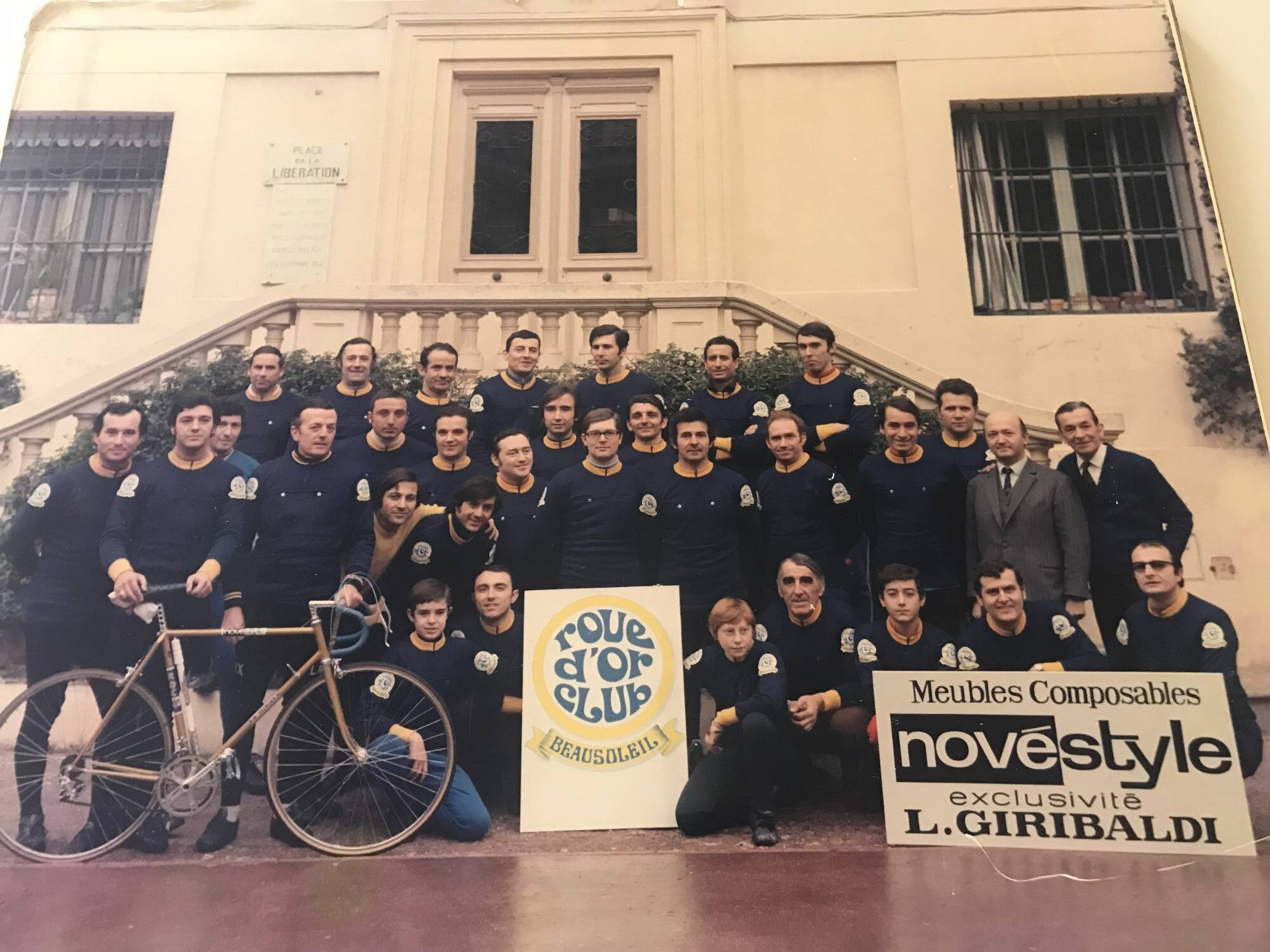 Beausoleillois, Beausoleilloises, reconnaissez-vous un ami ou un proche sur cette ancienne photo?