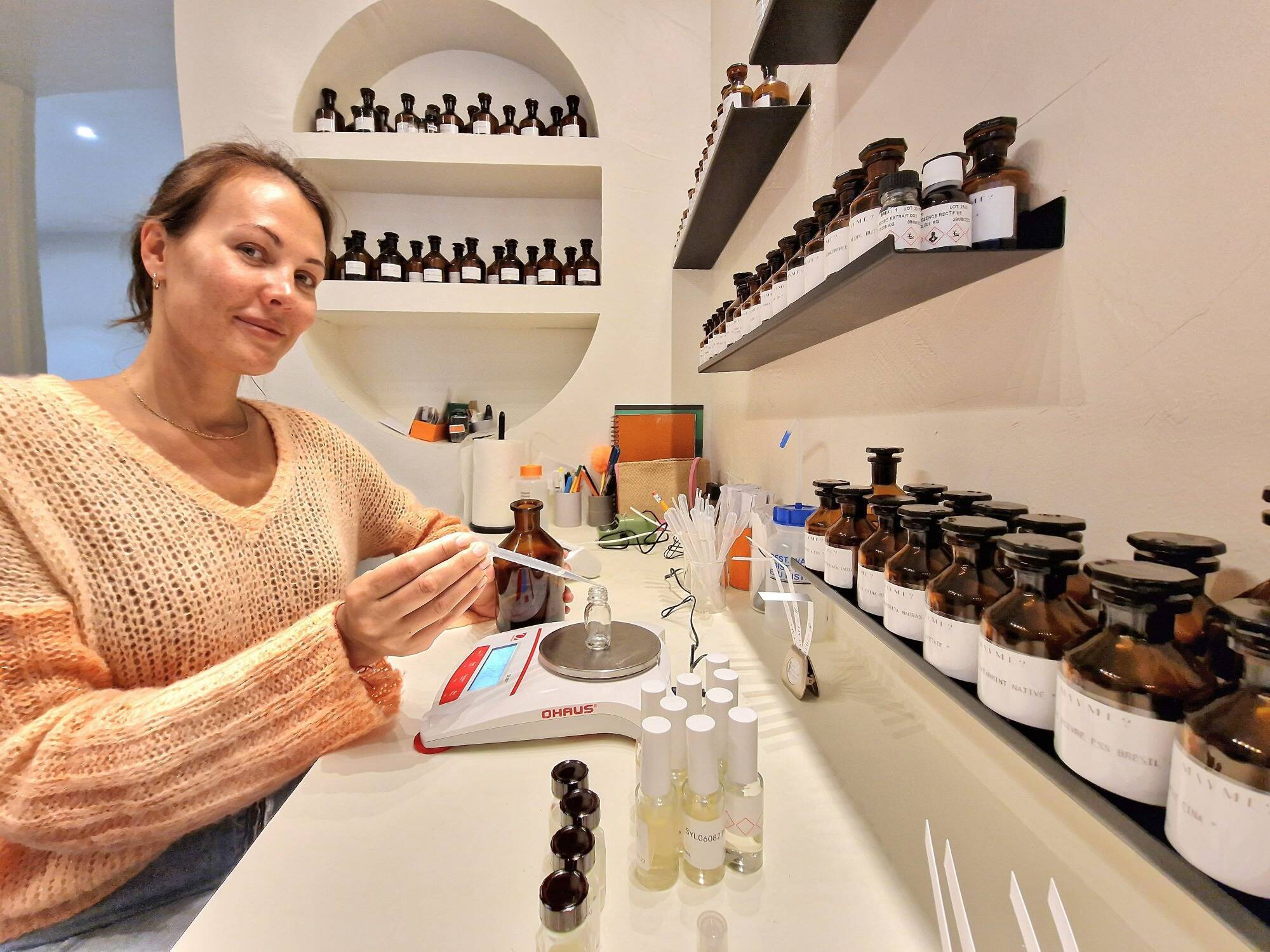 Avec ses fragrances, elle vous replonge dans vos souvenirs d'enfance au Cannet