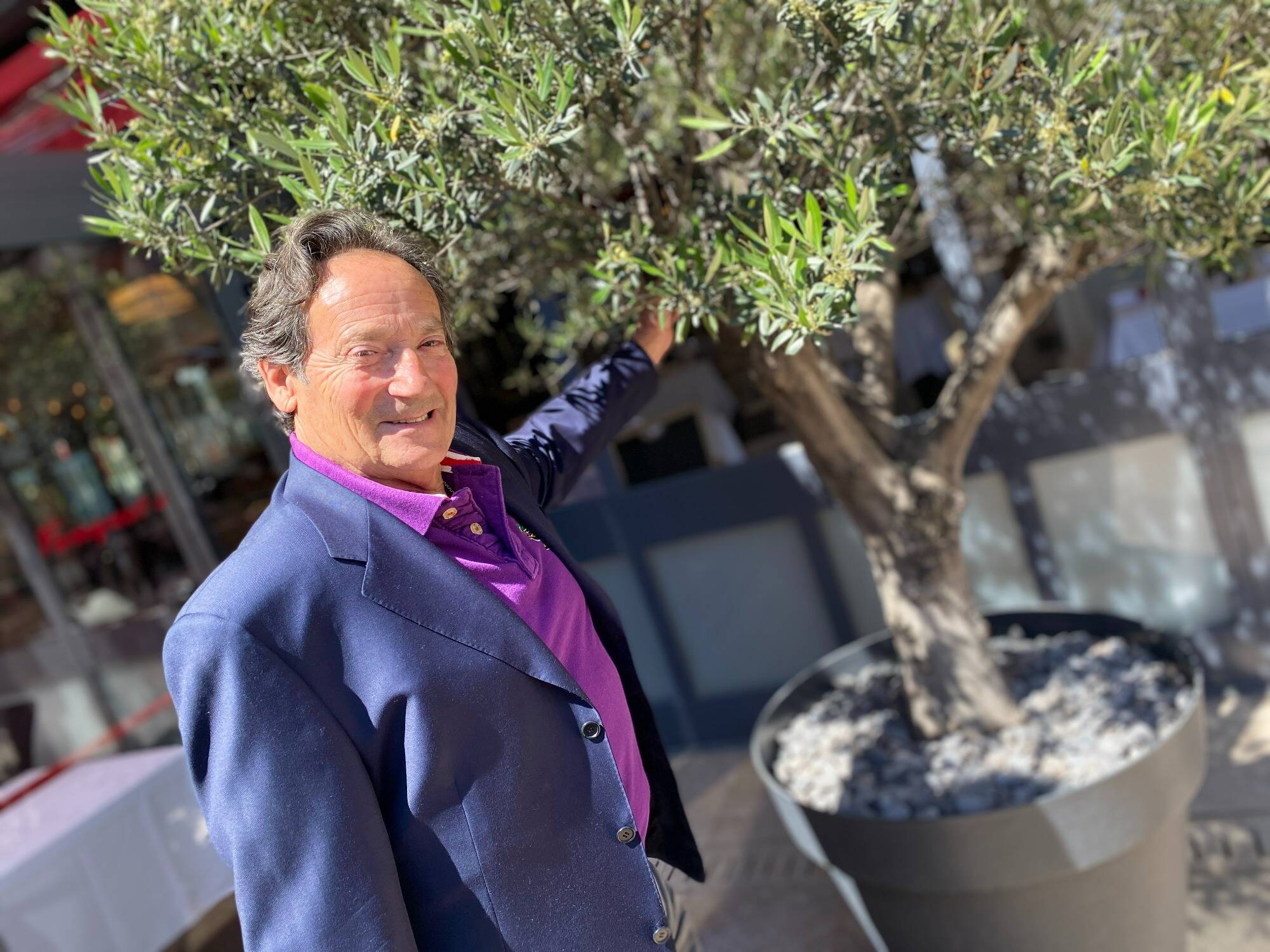 "J'ai crée des jardins pour 140 résidences": d'élagueur à pépiniériste de renom à Mougins, Jacky Rubino raconte sa success story