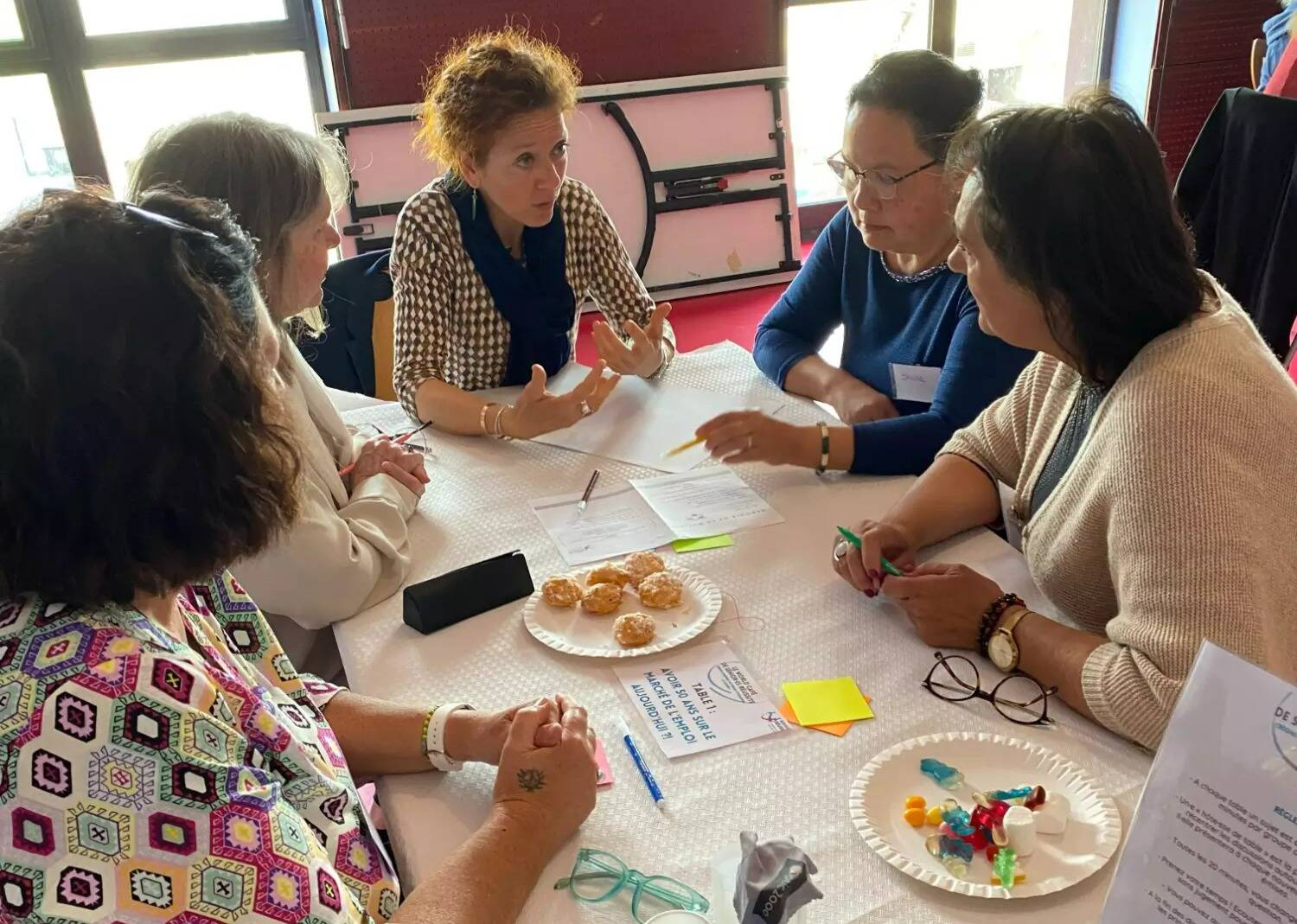 Grâce à un dispositif innovant, les plus de 50 ans tendent vers la réussite et l'emploi à Cannes